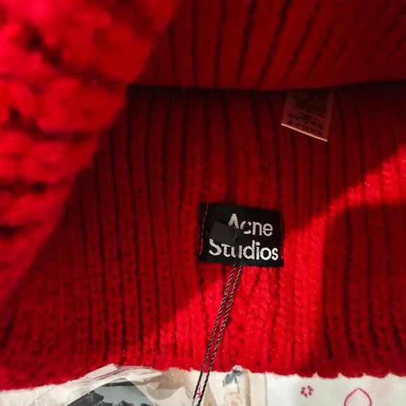 Acne Studios Red Smiley Face Square Logo Knit Hat - Picture 4 of 7